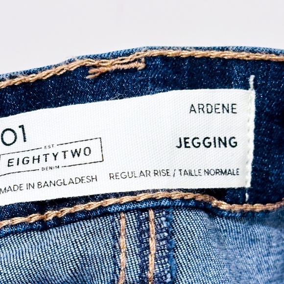 ARDENE Eco-conscious Sustainable Regular Rise Jeggings - Picture 6 of 13